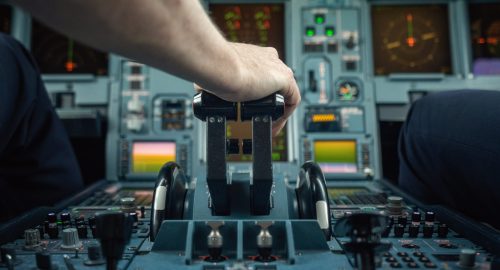 cockpit-throttle-controlled-by-pilot